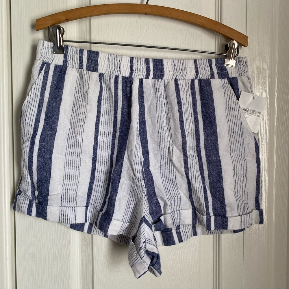 Forever 21 Navy White Striped Linen High Waisted Shorts L NWT Coastal Nautical